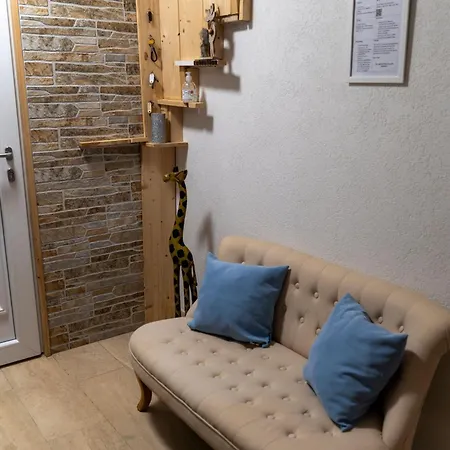 아파트 Entspannter Erwin In Ruhiger Waldrandlage Mit Balkon Und Kamin