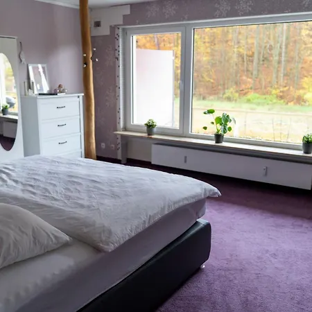 Entspannter Erwin In Ruhiger Waldrandlage Mit Balkon Und Kamin 마르부르크